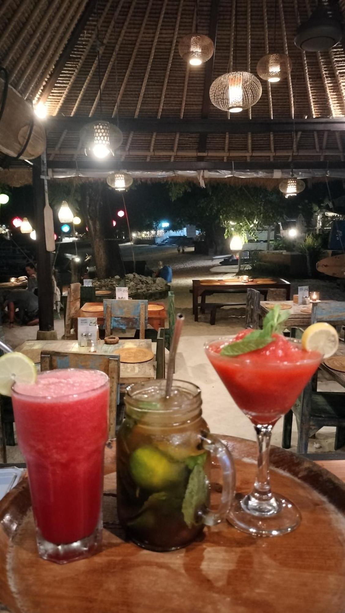 Molamola House Hotel Nusa Lembongan  Exterior photo